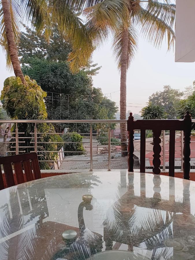 The Gupta Guest House Bodh Gaya Luaran gambar