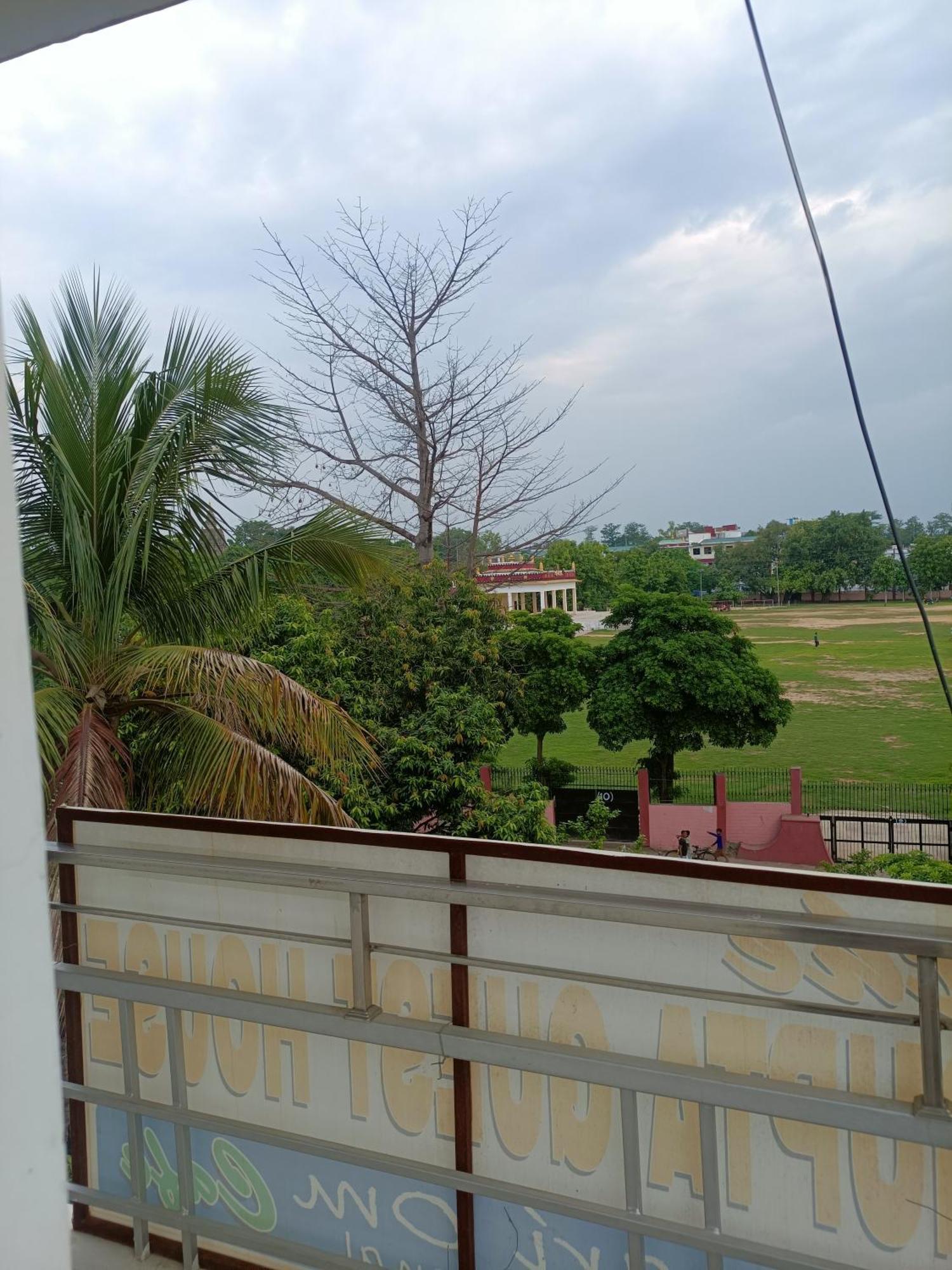 The Gupta Guest House Bodh Gaya Luaran gambar