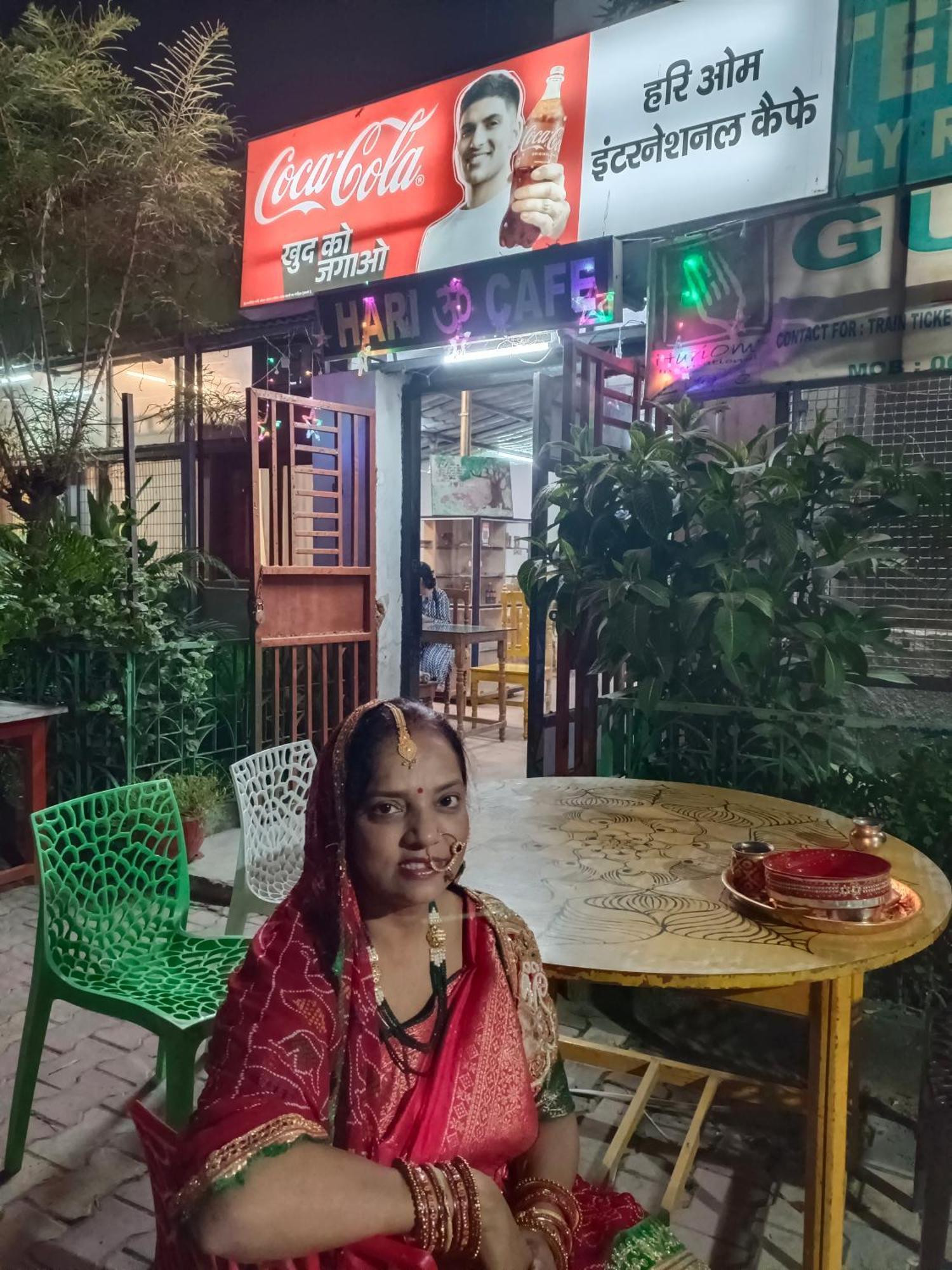 The Gupta Guest House Bodh Gaya Luaran gambar